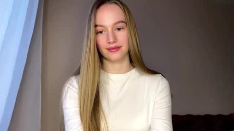 Snapshot of antionettepulgarin chatting on 02/25/26, 03:10 Viktoria online show from 02/25/26, 03:10