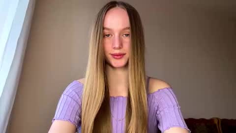 Snapshot of antionettepulgarin chatting on 03/06/26, 03:08 Viktoria online show from 03/06/26, 03:08