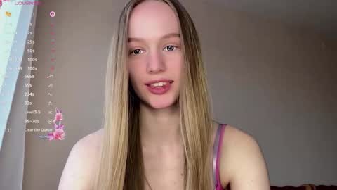 Snapshot of antionettepulgarin chatting on 03/21/26, 03:26 Viktoria online show from 03/21/26, 03:26