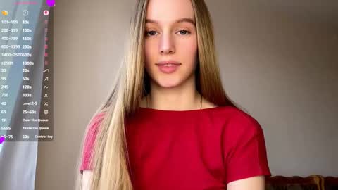 Snapshot of antionettepulgarin chatting on 03/23/26, 03:05 Viktoria online show from 03/23/26, 03:05