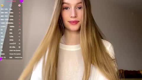 Snapshot of antionettepulgarin chatting on 04/06/26, 03:13 Viktoria online show from 04/06/26, 03:13