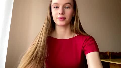 Snapshot of antionettepulgarin chatting on 04/10/26, 11:04 Viktoria online show from 04/10/26, 11:04