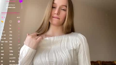 Snapshot of antionettepulgarin chatting on 04/18/26, 03:16 Viktoria online show from 04/18/26, 03:16