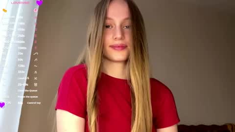 Snapshot of antionettepulgarin chatting on 05/11/26, 03:51 Viktoria online show from 05/11/26, 03:51