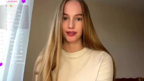 Snapshot of antionettepulgarin chatting on 06/13/26, 03:21 Viktoria online show from 06/13/26, 03:21