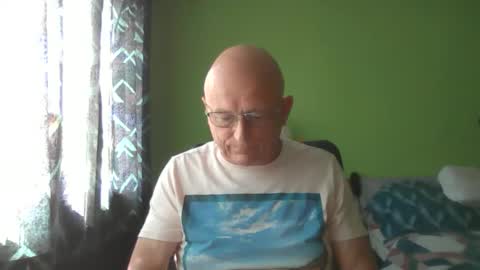 antmatt2025 online show from 05/22/26, 03:39