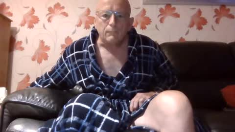 antmatt2025 online show from 07/25/26, 05:27