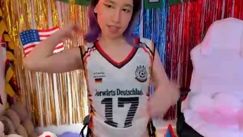 Snapshot of anto_sweet18 chatting on 06/25/26, 08:24 My birthday is on december 2nd surprise me with a gift from my amazonlist online show from 06/25/26, 08:24