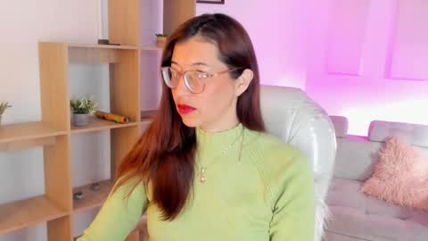 Antonella online show from 09/28/25, 12:10