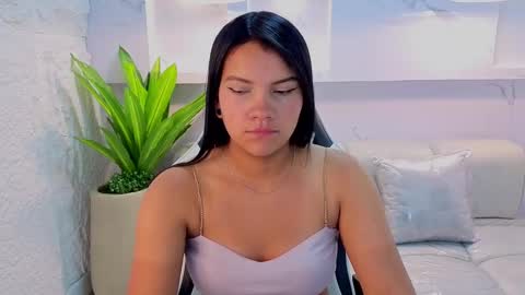 Antonela online show from 09/23/25, 12:52