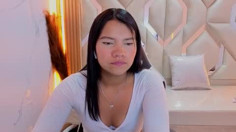 Antonela online show from 10/13/25, 12:49