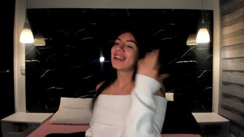Antonella online show from 12/14/24, 05:29