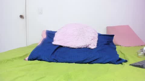 ANTONELLA online show from 02/04/25, 10:24