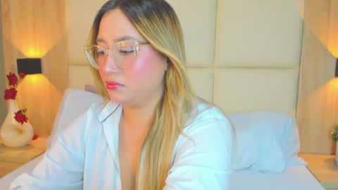 A N T O N E L L A  online show from 06/22/26, 01:19