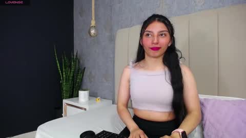 Snapshot of antonella_foxxxx chatting on 03/07/25, 04:57 antonella_foxxxx online show from 03/07/25, 04:57