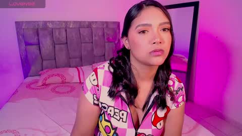 Snapshot of antonella_hot_x chatting on 02/11/26, 09:09 Antonella online show from 02/11/26, 09:09