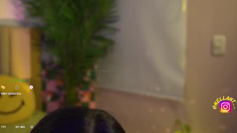 Snapshot of antonella_maitt chatting on 11/03/25, 04:47 Nell. online show from 11/03/25, 04:47