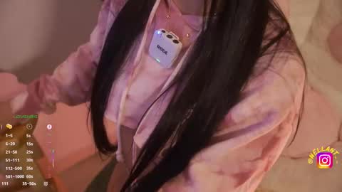 Snapshot of antonella_maitt chatting on 01/11/26, 05:12 Nell. online show from 01/11/26, 05:12