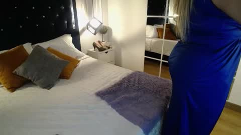 Antonella online show from 10/23/25, 03:28