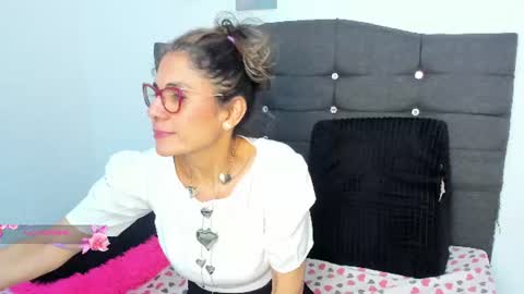antonella_rizzo01 online show from 06/22/26, 03:25