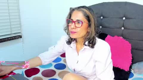 antonella_rizzo01 online show from 06/27/26, 01:21