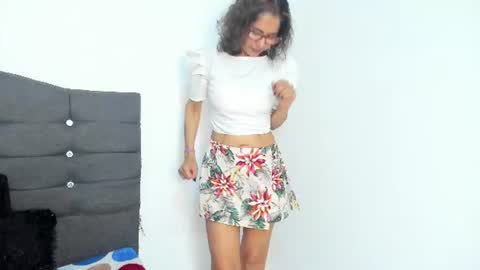 antonella_rizzo01 online show from 07/03/26, 10:49