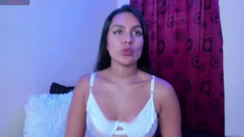antonella_rod online show from 12/04/24, 10:51