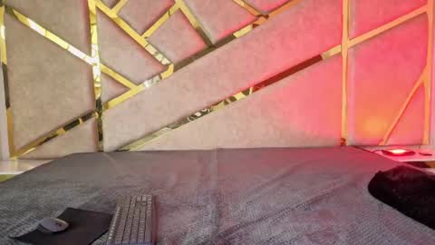   online show from 06/16/26, 05:37