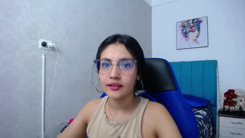 Antonella online show from 12/13/24, 01:01