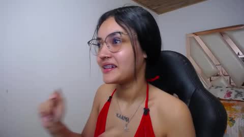 Antonella online show from 12/30/24, 12:20
