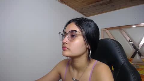 Antonella online show from 12/31/24, 12:15