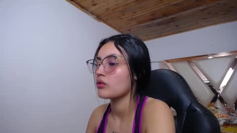 Antonella online show from 01/04/25, 06:09