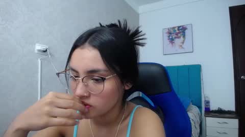 Antonella online show from 01/16/25, 03:24