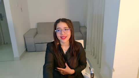 Snapshot of antonellabons chatting on 04/19/26, 03:44 Antonella online show from 04/19/26, 03:44