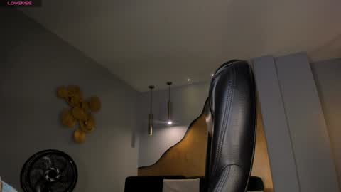 Antonella Hans online show from 01/27/25, 12:05