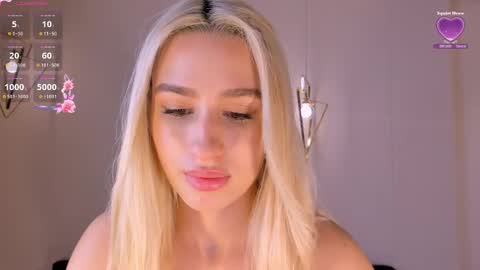 Antonella Hans online show from 02/11/25, 02:57