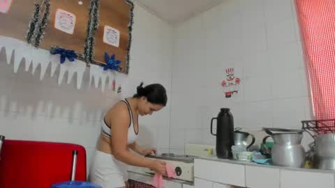 ANTONELLA online show from 12/16/24, 03:43