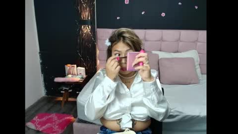 A N T O N E L L A online show from 10/09/25, 12:25