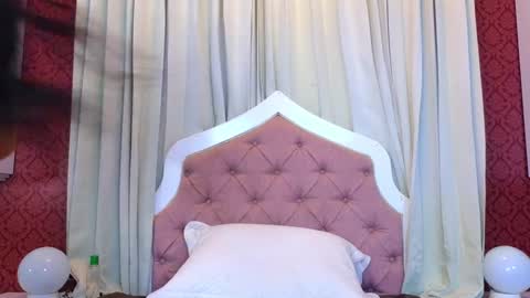 ANTONELLA online show from 01/11/25, 09:47