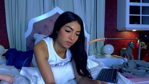 ANTONELLA online show from 01/12/25, 09:51