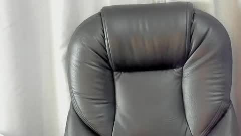 A N T O N E L L E  online show from 01/11/25, 11:45