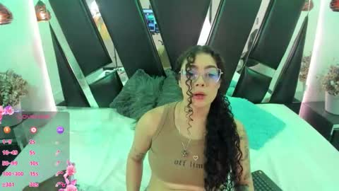 A N T O N E L L E  online show from 09/24/25, 11:24