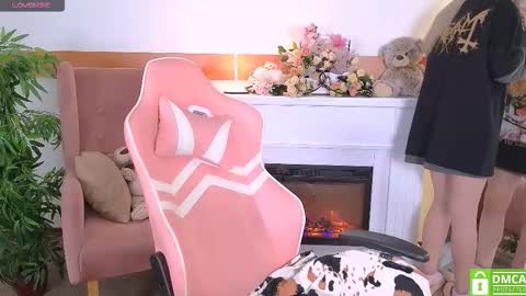 Snapshot of antonia_ferrero chatting on 10/13/25, 06:46 antonia_ferrero online show from 10/13/25, 06:46