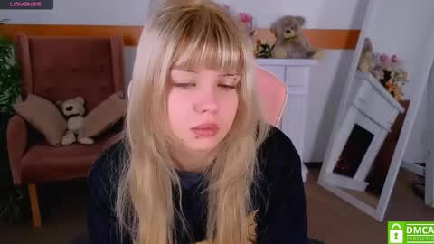 Snapshot of antonia_ferrero chatting on 10/26/25, 06:41 antonia_ferrero online show from 10/26/25, 06:41