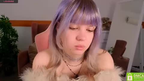 Snapshot of antonia_ferrero chatting on 11/03/25, 06:36 antonia_ferrero online show from 11/03/25, 06:36