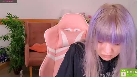 Snapshot of antonia_ferrero chatting on 11/06/25, 07:09 antonia_ferrero online show from 11/06/25, 07:09