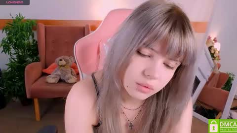 Snapshot of antonia_ferrero chatting on 11/20/25, 04:40 antonia_ferrero online show from 11/20/25, 04:40