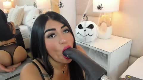 Antonia online show from 10/20/25, 12:38