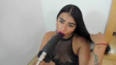Antonia online show from 07/04/26, 11:38