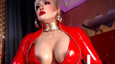 Snapshot of antoniasaints69 chatting on 12/14/25, 01:05 antoniasaints69 online show from 12/14/25, 01:05